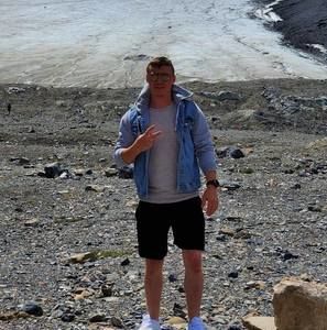 Meet your Posher, Ion